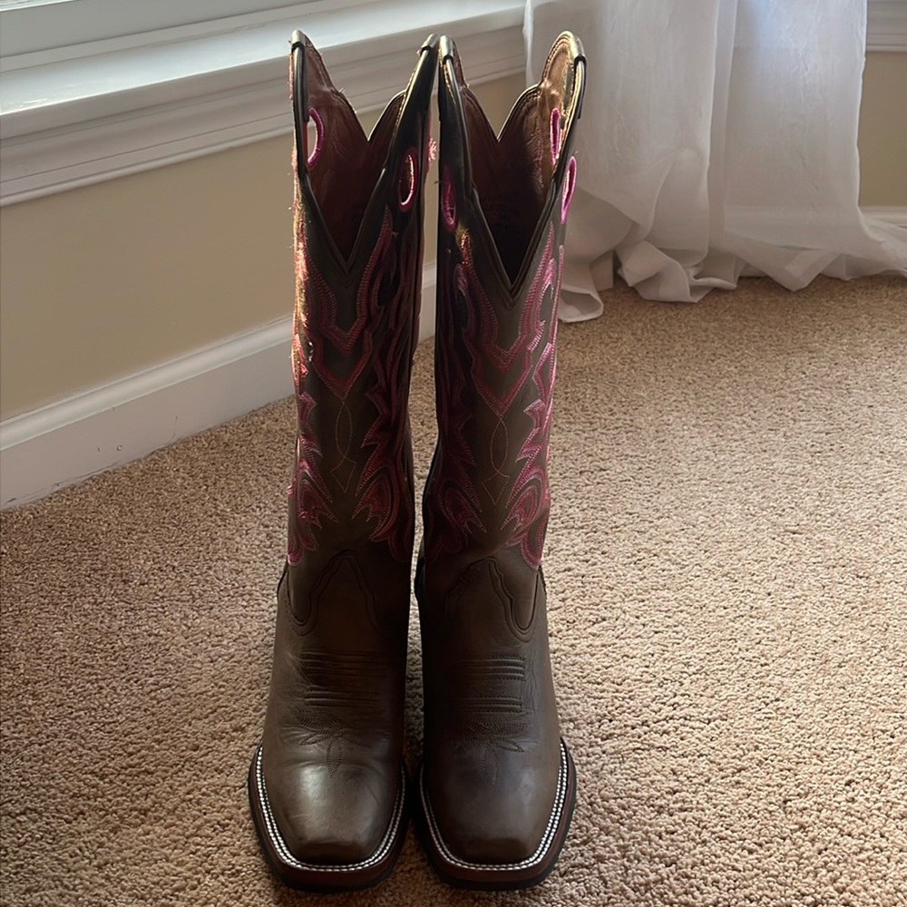 Tony Lama Women’s Western Cowboy Boot
